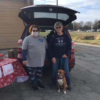 Partnering with the Humane Society for our Meals on Wheels Share the Love Event